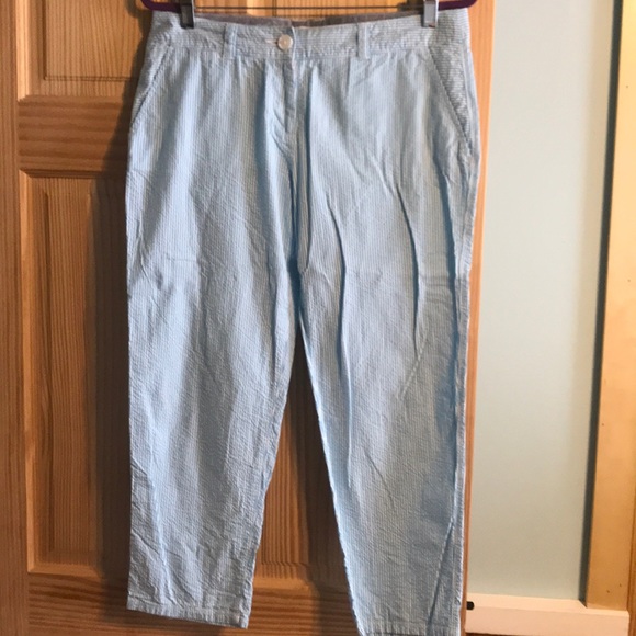 NWOT Seersucker Capris - Picture 2 of 2